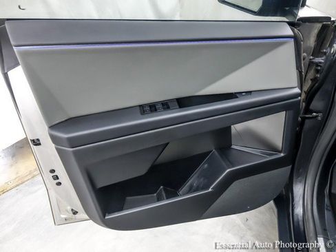 Used 2024 Tesla Cybertruck Cyberbeast image 37