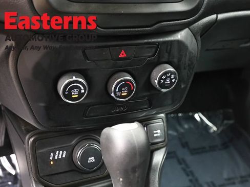 Used 2020 Jeep Renegade Sport AWD/4WD image 19
