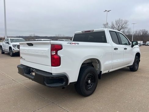 Used 2020 Chevrolet Silverado 1500 W/T w/ WT Convenience Package image 3