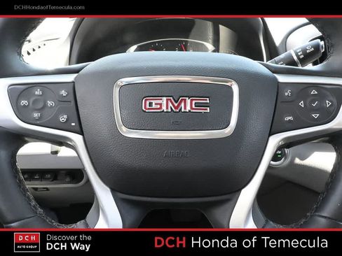 Used 2023 GMC Terrain SLT w/ Tech Package AWD/4WD image 8