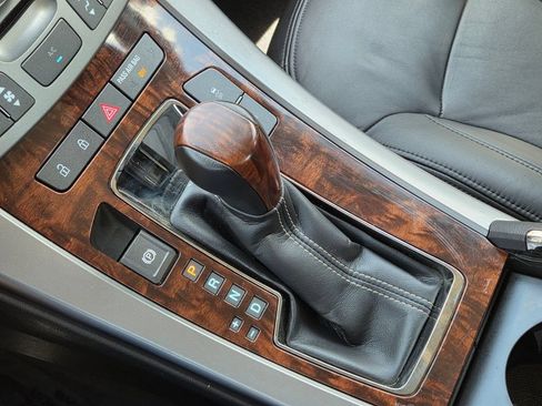 Used 2013 Buick LaCrosse Leather FWD image 28