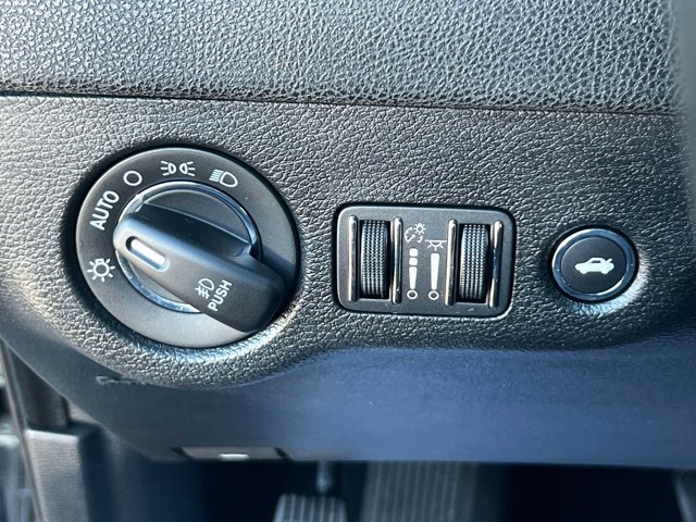 Used 2019 Chrysler 300 S RWD image 19