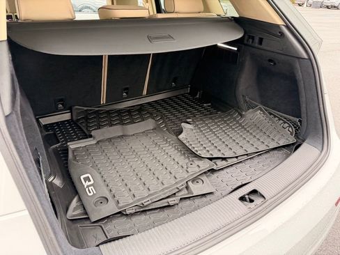 Used 2024 Audi Q5 2.0T Premium Plus w/ Premium Plus Package image 16