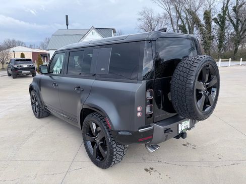 Used 2023 Land Rover Defender 110 V8 image 76