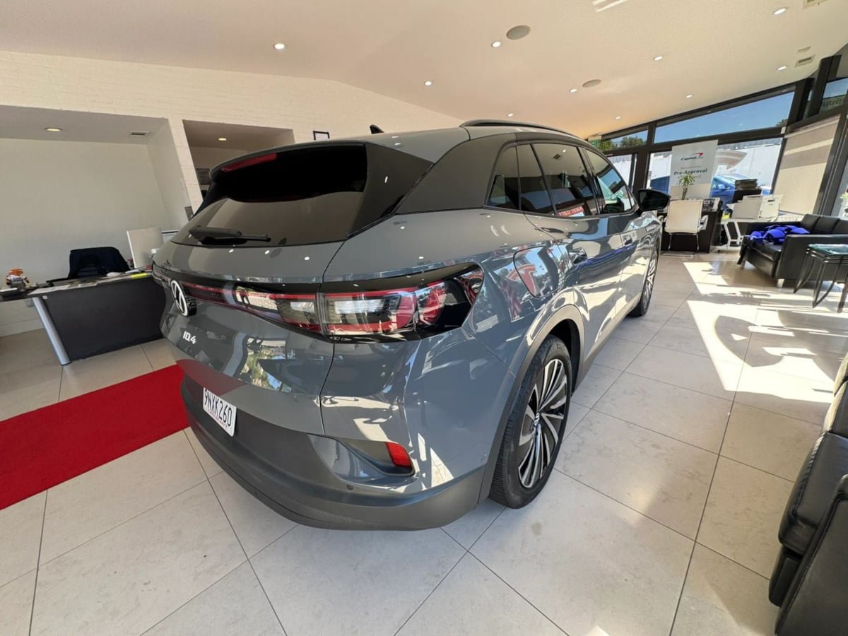Used 2024 Volkswagen ID.4 S RWD image 6