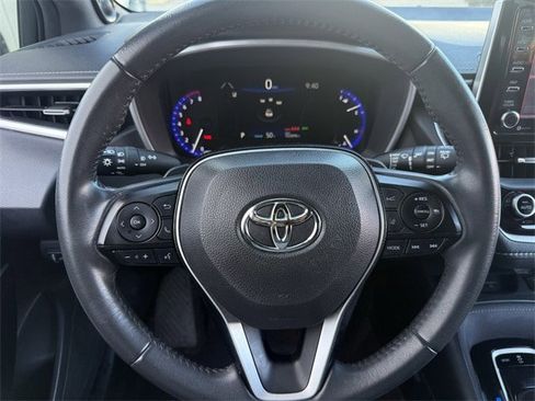Used 2019 Toyota Corolla XSE image 12