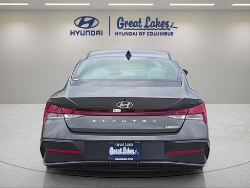 New 2026 Hyundai Elantra Limited FWD image 4