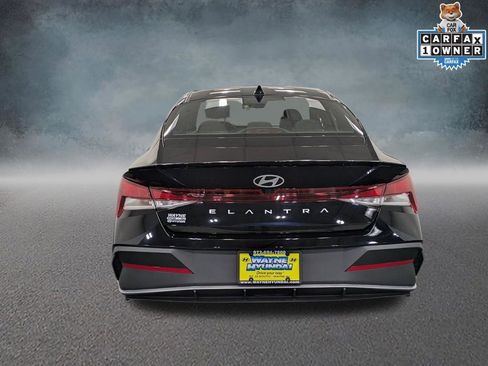 Certified 2025 Hyundai Elantra Sport image 6