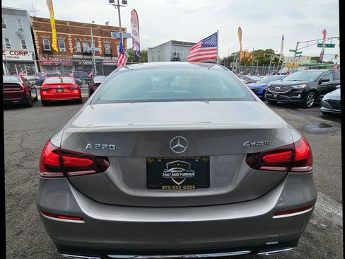 Used 2019 Mercedes-Benz A 220 4MATIC w/ Premium Package image 6