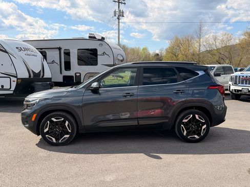 Used 2024 Kia Seltos SX AWD/4WD image 8