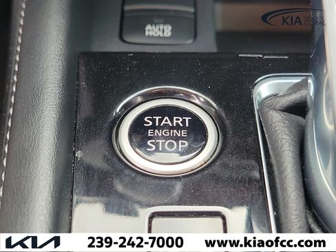 Used 2021 Nissan Kicks SV w/ Interior Electronics Package FWD image 30