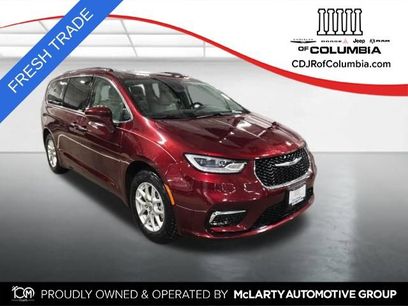 Used 2021 Chrysler Pacifica Touring-L