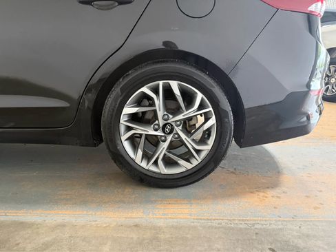Used 2018 Hyundai Elantra SEL FWD image 10