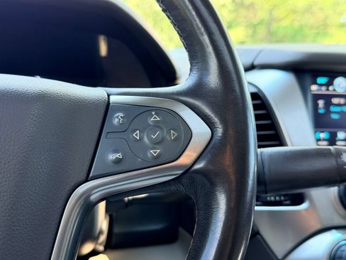 Used 2020 Chevrolet Tahoe Premier AWD/4WD image 26