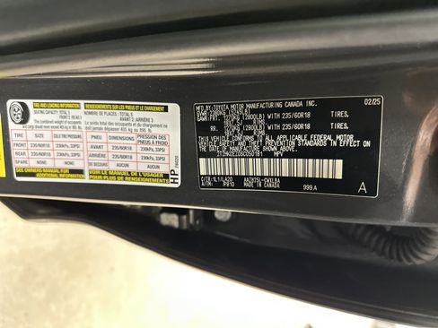 Used 2025 Lexus NX 350h AWD w/ Luxury Package image 35