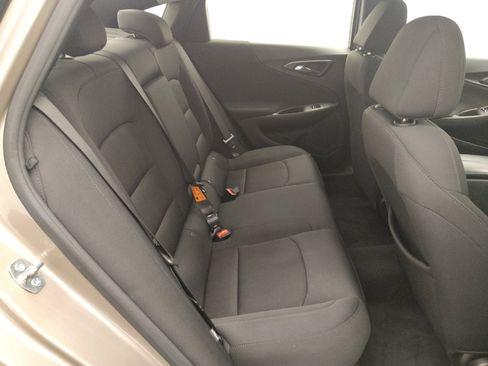 Used 2023 Chevrolet Malibu LT FWD image 19