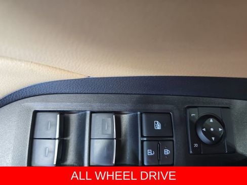 Used 2022 Toyota RAV4 XLE Premium AWD/4WD image 28