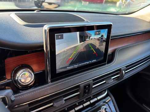 Certified 2022 Lincoln Corsair Reserve w/ Elements Package image 20