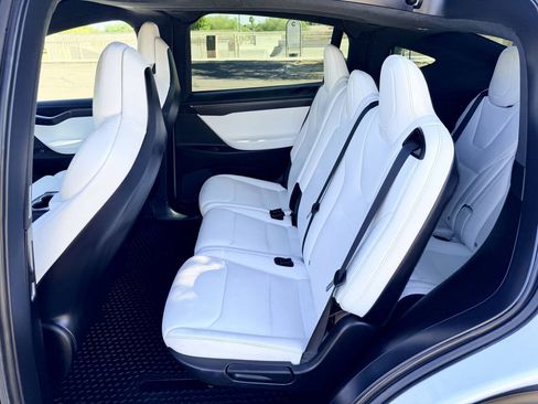 Used 2018 Tesla Model X 100D AWD/4WD image 20