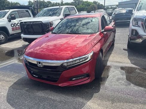 Used 2018 Honda Accord Touring image 1