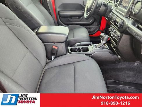 Used 2021 Jeep Wrangler Unlimited Sport image 16