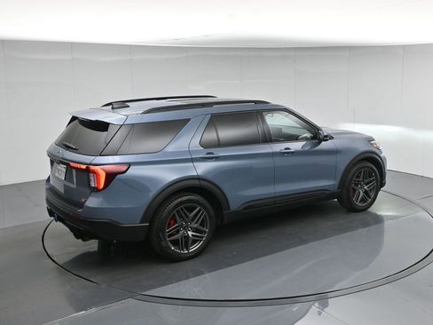Used 2025 Ford Explorer ST w/ Sun And Sound Package AWD/4WD image 44