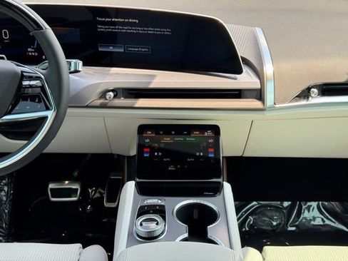 New 2026 Cadillac Vistiq Sport AWD/4WD image 26