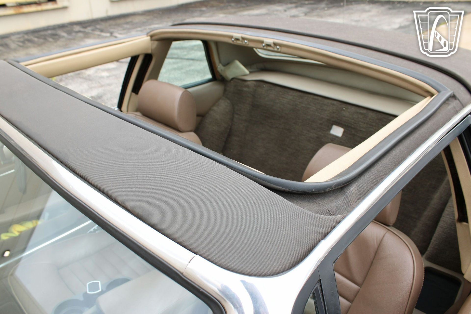 Used 1988 Jaguar XJS V12 Convertible RWD image 26
