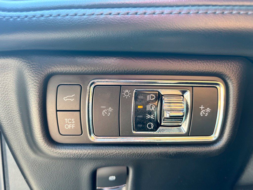 Used 2021 Lincoln Nautilus Reserve AWD/4WD image 20