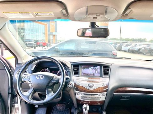 Used 2016 INFINITI QX60 FWD w/ Deluxe Technology Package image 17