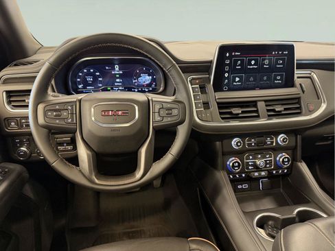 Certified 2024 GMC Yukon AT4 w/ Max Trailering Package AWD/4WD image 33