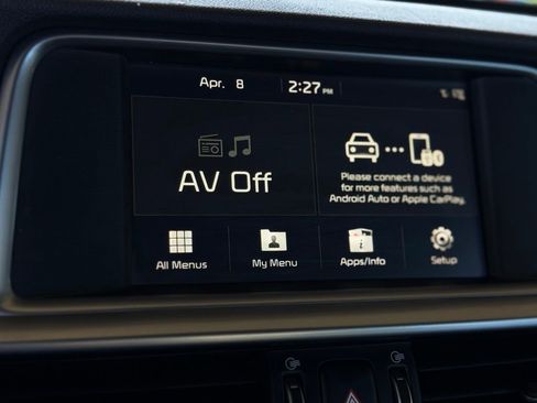 Used 2019 Kia Optima S image 40