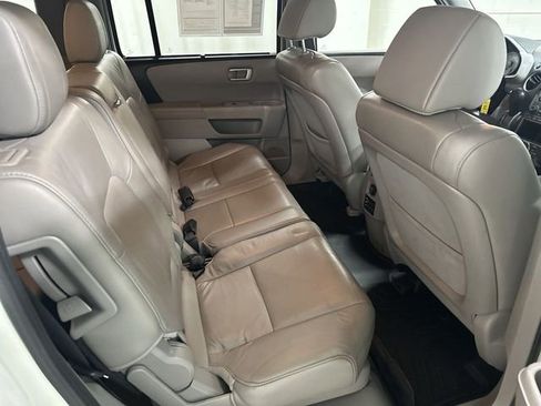 Used 2015 Honda Pilot Touring image 18