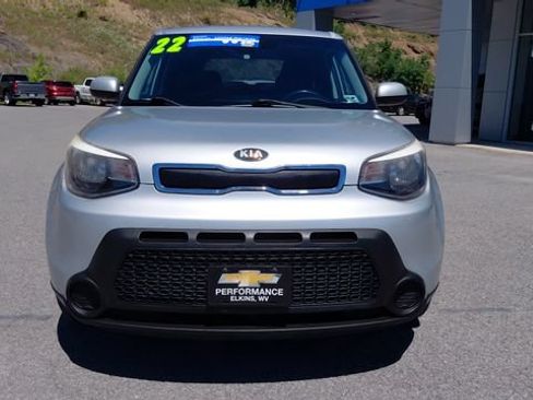 Used 2016 Kia Soul FWD image 9