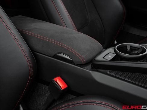 Used 2024 Porsche 911 Carrera GTS w/ Premium Package image 35