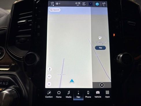 Used 2024 RAM 1500 Limited image 12