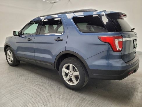 Used 2018 Ford Explorer FWD image 3