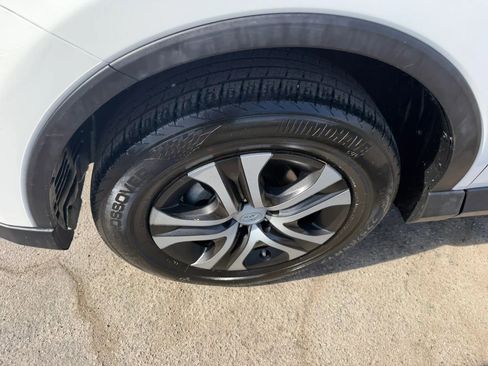 Used 2016 Toyota RAV4 LE image 32