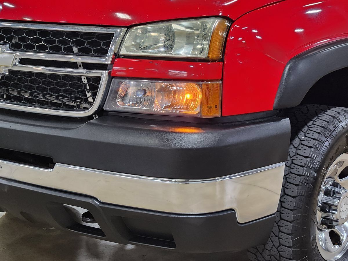 Used 2007 Chevrolet Silverado 3500 LT w/ Heavy-Duty Power Package AWD/4WD image 14
