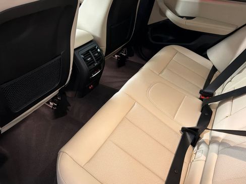 Used 2023 BMW X3 sDrive30i w/ Convenience Package image 4