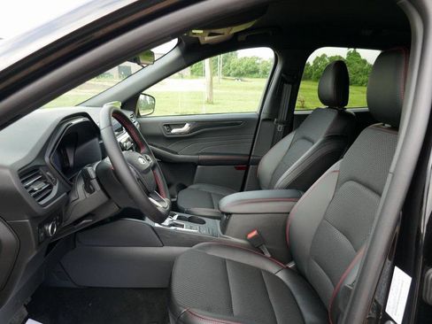 New 2025 Ford Escape ST-Line w/ Equipment Group 301A image 13