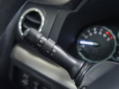 Used 2018 Toyota Tundra SR5 image 19