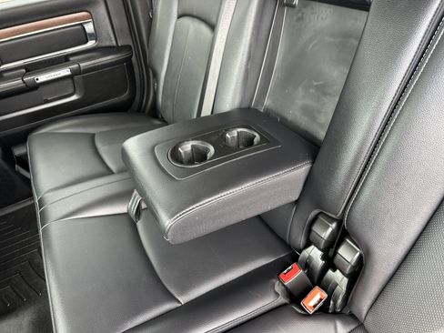 Used 2018 RAM 2500 Laramie w/ Convenience Group image 13