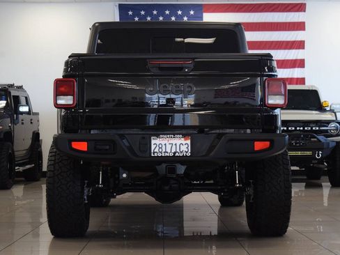 Used 2021 Jeep Gladiator Sport AWD/4WD image 7