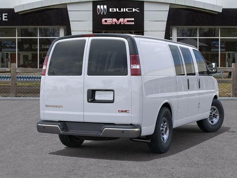 New 2026 GMC Savana 2500 image 4