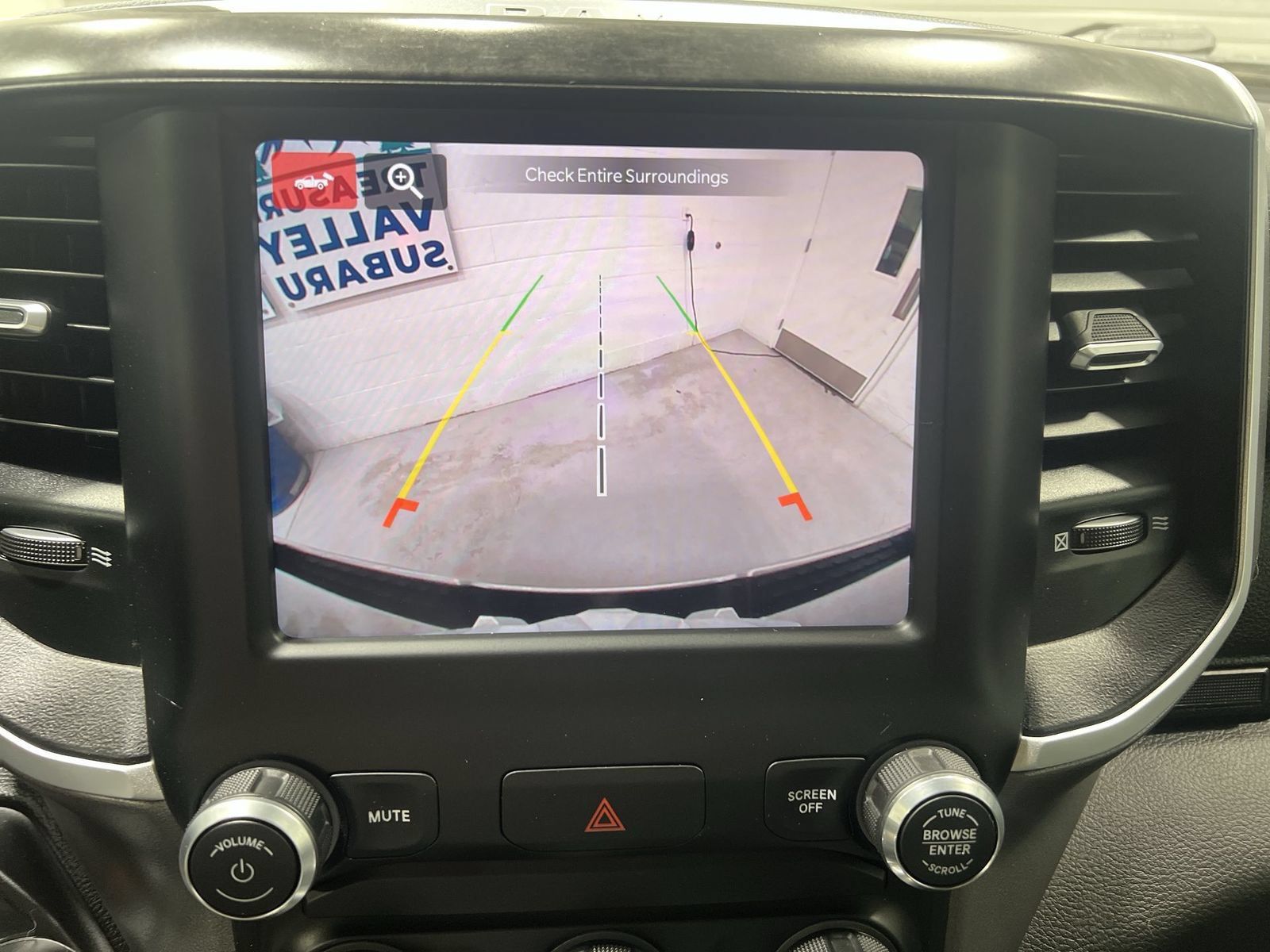 Used 2022 RAM 1500 Big Horn AWD/4WD image 17