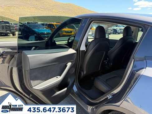 Used 2021 Tesla Model Y Performance AWD/4WD image 23
