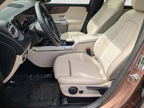 Certified 2022 Mercedes-Benz GLB 250 image 16