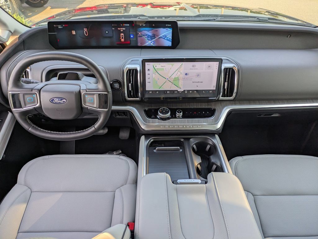 New 2026 Ford Expedition Platinum w/ Platinum Ultimate Package AWD/4WD image 18