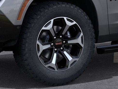 New 2026 GMC Yukon AT4 w/ AT4 Premium Plus Package AWD/4WD image 9